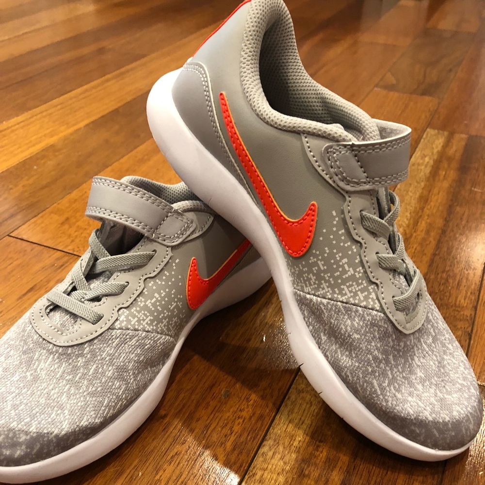 Nike Boys Flex Contact